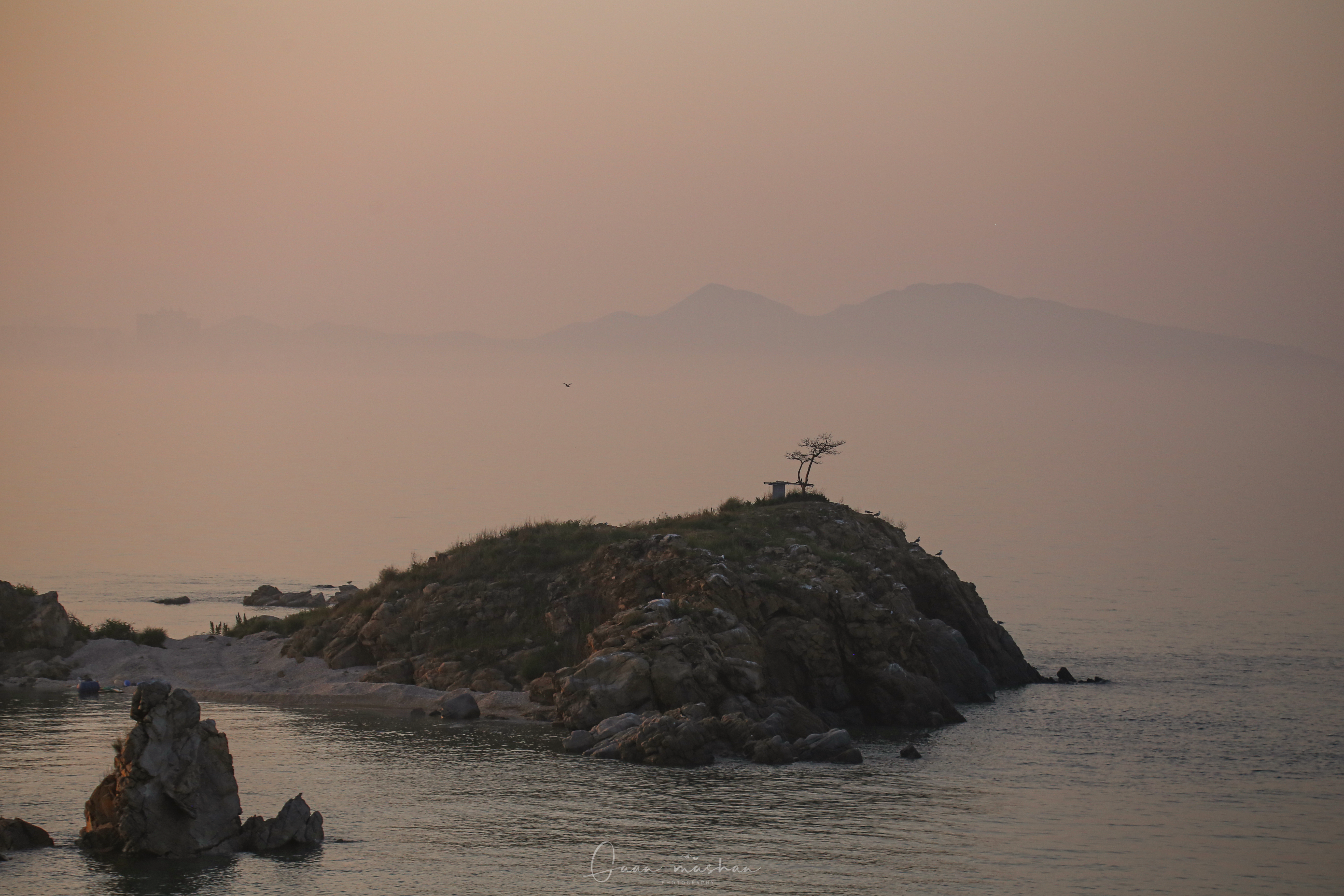 走在那片海上